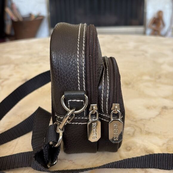 Vintage Roots Leather Camera Bag Crossbody - Picture 6 of 16